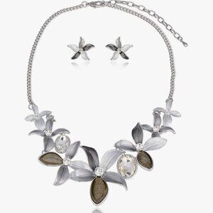 Elegant Crystal & Enamel Jewelry Set – Necklace and Earrings
